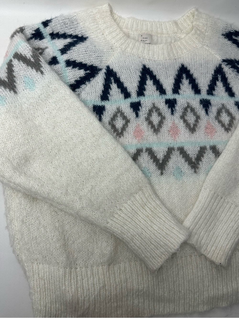 A New Day Fair Isle Sweater Womens XXL Cream Navy Pink Fuzzy Knit Pullover